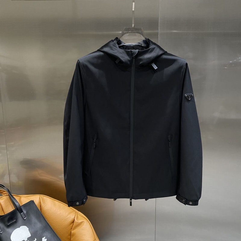 Pra*a outwear